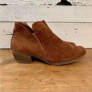 Meme block heel chestnut ankle boots